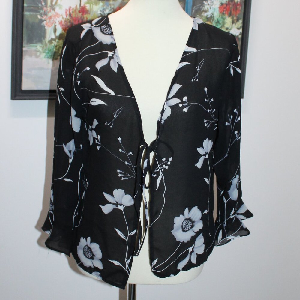 Mint Julep Juniors Size 13 Wrap Cover Up Black Floral Open Front Top